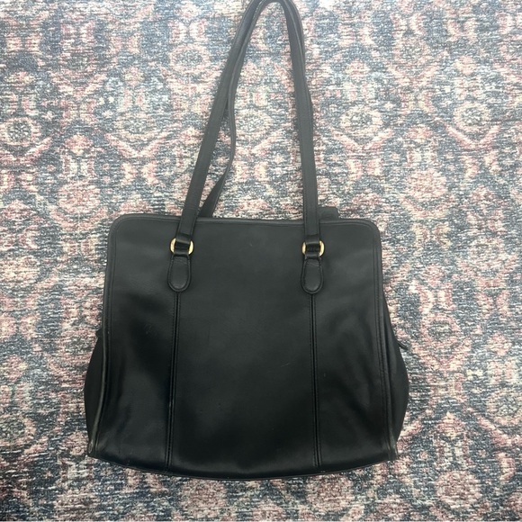 Coach Black Leather zipper Tote Bag vintage embassy double strap - Picture 1 of 13